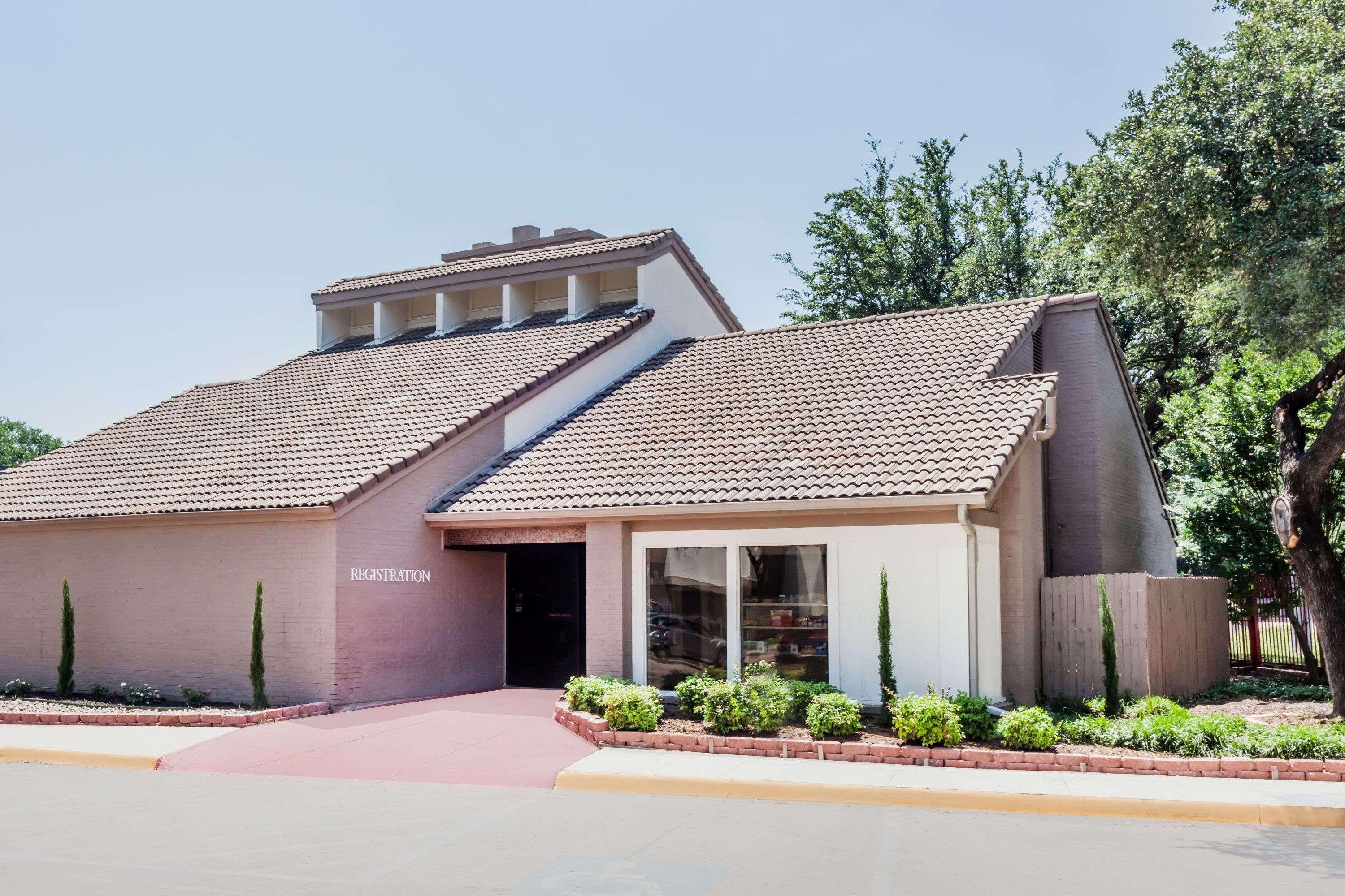 Hawthorn Suites Dallas Love Field Exterior foto